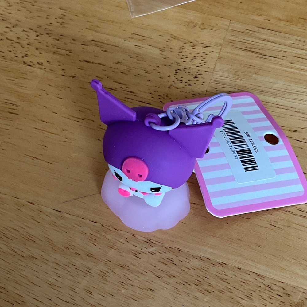 NWT Purple and Pink Kuromi Keychain - Picture 3 of 5